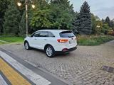 Kia Sorento 2015 года за 9 500 000 тг. в Алматы – фото 2