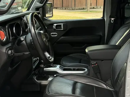 Jeep Wrangler 2018 года за 25 000 000 тг. в Алматы – фото 40
