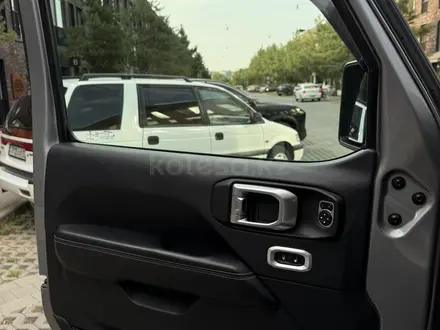 Jeep Wrangler 2018 года за 25 000 000 тг. в Алматы – фото 48