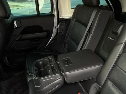 Jeep Wrangler 2018 года за 25 000 000 тг. в Алматы – фото 49