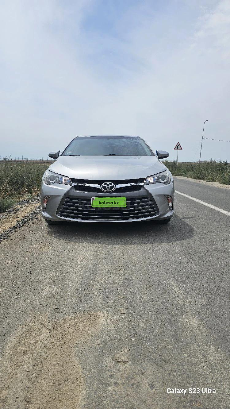 Toyota Camry 2016 г.