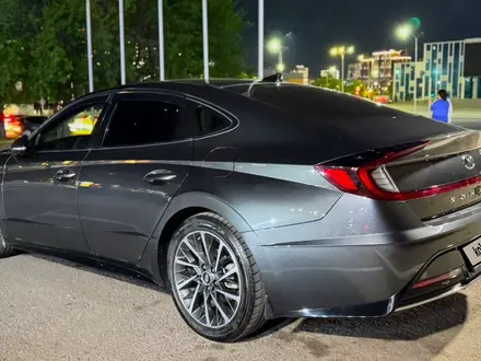 Hyundai Sonata 2021 года за 11 600 000 тг. в Караганда – фото 10