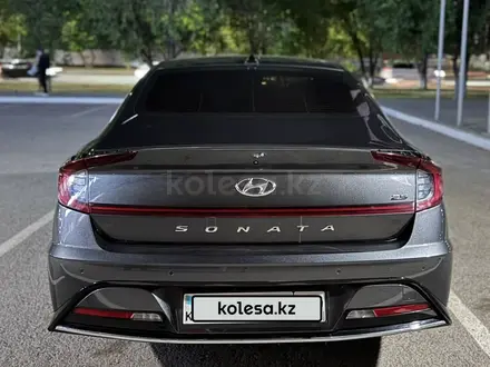Hyundai Sonata 2021 года за 11 600 000 тг. в Караганда – фото 12
