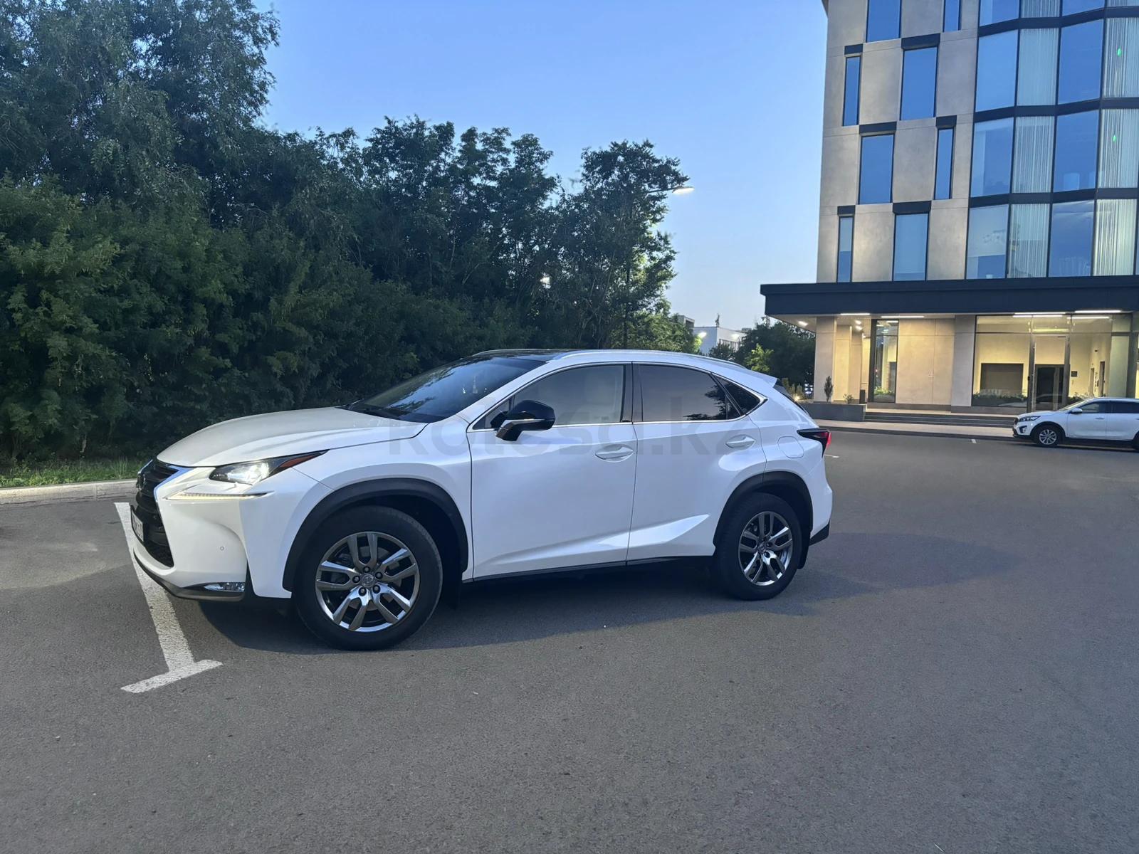 Lexus NX 300h 2014 г.