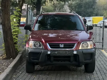 Honda CR-V 1997 года за 2 550 000 тг. в Алматы – фото 2