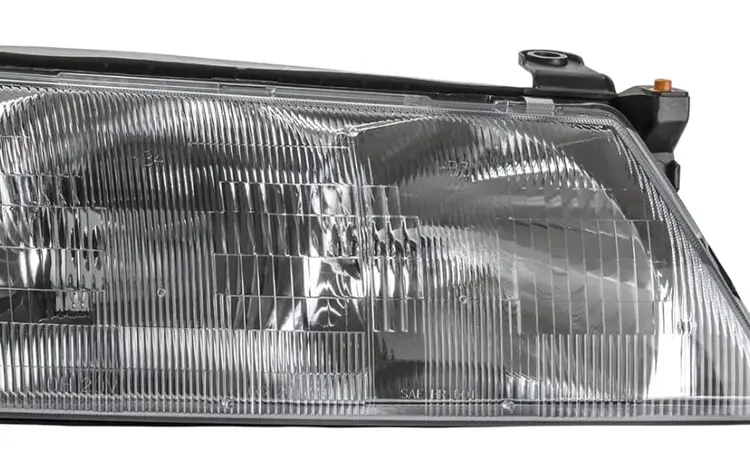 Фара TYT Avalon MCX10 б/у хрусталь 95-00 правая — левая оригинал за 29 300 тг. в Усть-Каменогорск