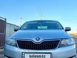 Skoda Rapid 2014 года за 3 500 000 тг. в Атырау – фото 2