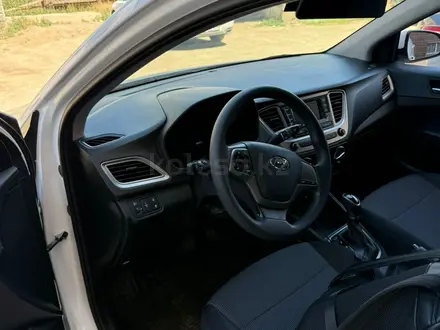 Hyundai Accent 2021 года за 6 150 000 тг. в Алматы – фото 5
