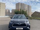 Toyota Highlander 2021 года за 21 500 000 тг. в Караганда