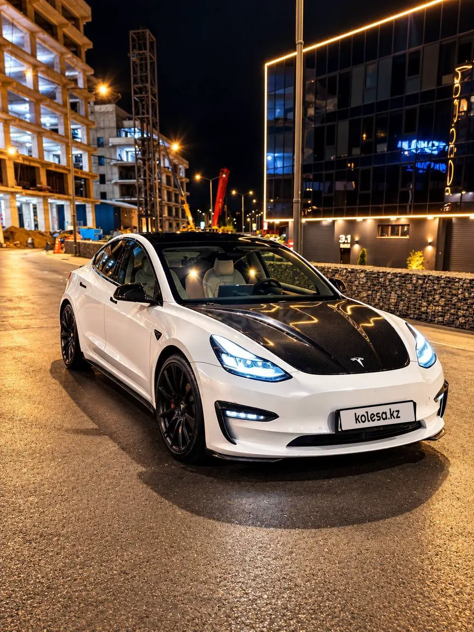 Tesla Model 3, 2021