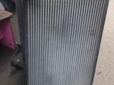 Радиатор интеркуллера на Гольф 5 за 49 000 тг. в Алматы