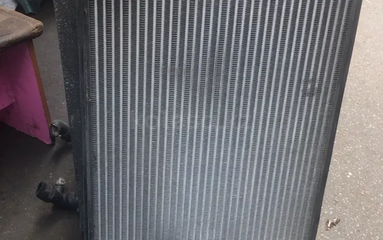 Радиатор интеркуллера на Гольф 5 за 49 000 тг. в Алматы