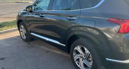 Hyundai Santa Fe 2023 года за 13 200 000 тг. в Астана – фото 3