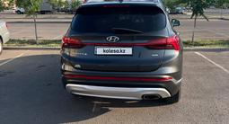 Hyundai Santa Fe 2023 года за 13 200 000 тг. в Астана – фото 4