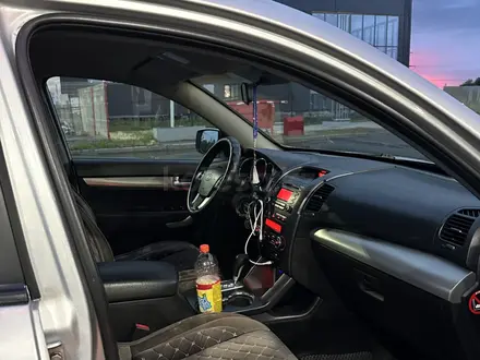 Kia Sorento 2010 года за 5 500 000 тг. в Уральск – фото 10