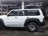 Nissan Patrol 1999 годаүшін5 800 000 тг. в Алматы