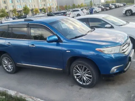 Toyota Highlander 2011 года за 10 200 000 тг. в Астана – фото 3