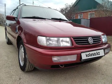 Volkswagen Passat 1994 года за 1 950 000 тг. в Актобе – фото 19