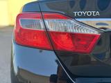 Toyota Camry 2013 года за 11 300 000 тг. в Атырау – фото 5