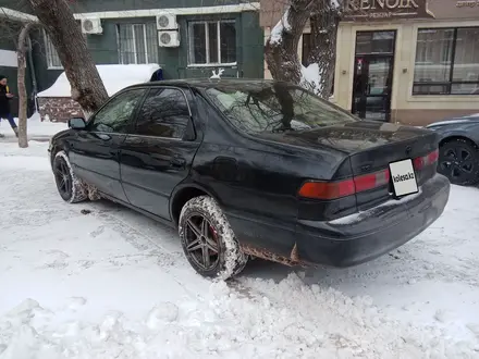 Toyota Camry 1997 года за 2 300 000 тг. в Астана – фото 4