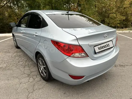 Hyundai Accent 2013 года за 4 850 000 тг. в Шымкент – фото 4