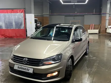 Volkswagen Polo 2017 года за 5 800 000 тг. в Астана