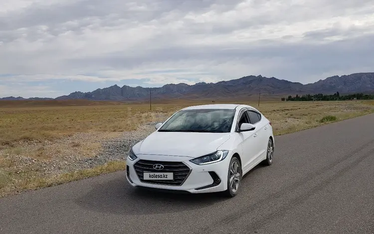 Hyundai Elantra 2018 годаfor8 500 000 тг. в Шымкент