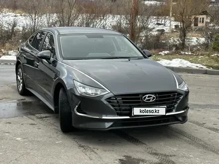 Hyundai Sonata 2021 года за 11 500 000 тг. в Алматы – фото 20