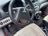 Mitsubishi Grandis 2009 года за 4 500 000 тг. в Тараз – фото 2