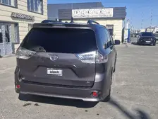 Toyota Sienna, 2015