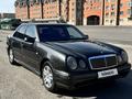 Mercedes-Benz E 230 1997 года за 1 850 000 тг. в Астана