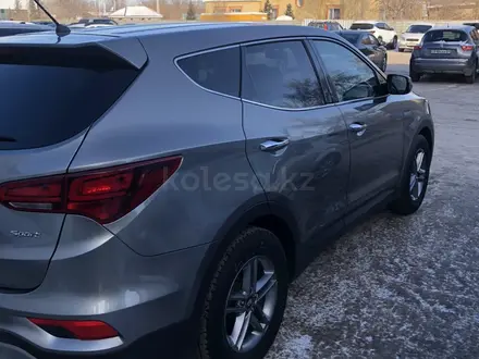 Hyundai Santa Fe 2018 года за 11 700 000 тг. в Астана – фото 4