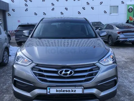 Hyundai Santa Fe 2018 года за 11 700 000 тг. в Астана