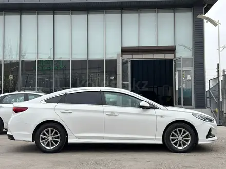 Hyundai Sonata 2018 года за 8 790 000 тг. в Шымкент – фото 3