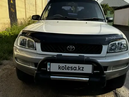 Toyota RAV4 1996 года за 3 250 000 тг. в Алматы