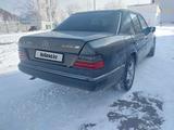 Mercedes-Benz E 230 1990 годаүшін1 000 000 тг. в Алматы