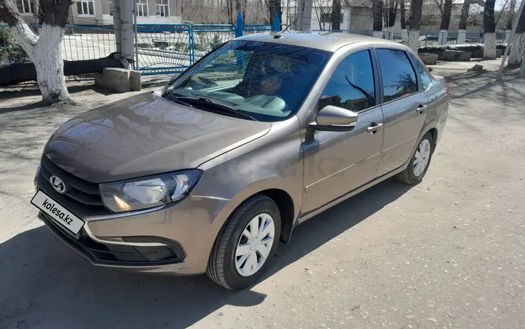 ВАЗ (Lada) Granta 2190 2019 годаүшін4 650 000 тг. в Семей