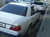 Mercedes-Benz E 230 1993 года за 1 350 000 тг. в Алматы – фото 3