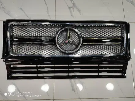 Решетка радиатора Mercedes Benz G-Class Гелентваген за 45 000 тг. в Алматы