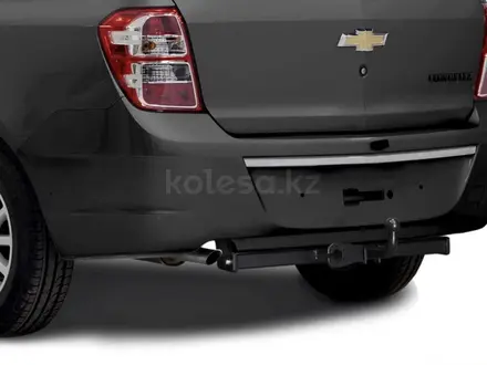 Фаркоп Chevrolet Cobalt с установкой под ключ! В наличии! за 1 000 тг. в Алматы – фото 4