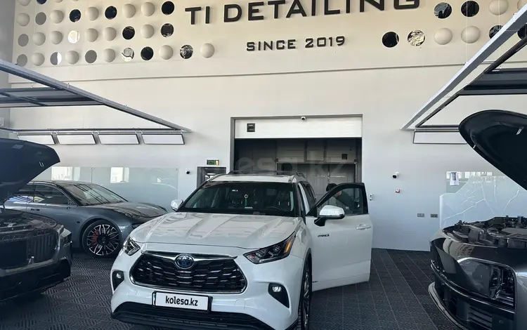 Toyota Highlander 2021 годаүшін28 000 000 тг. в Астана