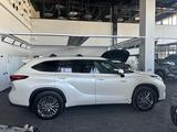 Toyota Highlander 2021 года за 28 000 000 тг. в Астана – фото 4