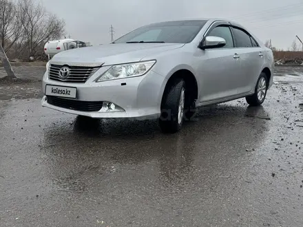 Toyota Camry 2014 года за 8 300 000 тг. в Петропавловск – фото 2