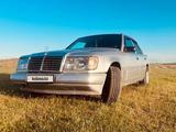 Mercedes-Benz E 230 1992 годаfor1 100 000 тг. в Толе би – фото 4