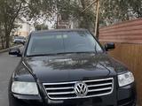 Volkswagen Touareg 2003 года за 3 000 000 тг. в Атырау