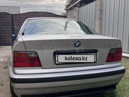 BMW 320 1995 года за 2 500 000 тг. в Алматы – фото 6