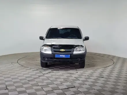 Chevrolet Niva 2014 года за 1 990 000 тг. в Алматы – фото 2