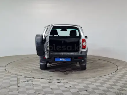 Chevrolet Niva 2014 года за 1 990 000 тг. в Алматы – фото 9