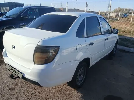 ВАЗ (Lada) Granta 2190 2015 года за 1 800 000 тг. в Астана – фото 3
