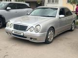 Mercedes-Benz E 320 2000 года за 4 600 000 тг. в Алматы – фото 2